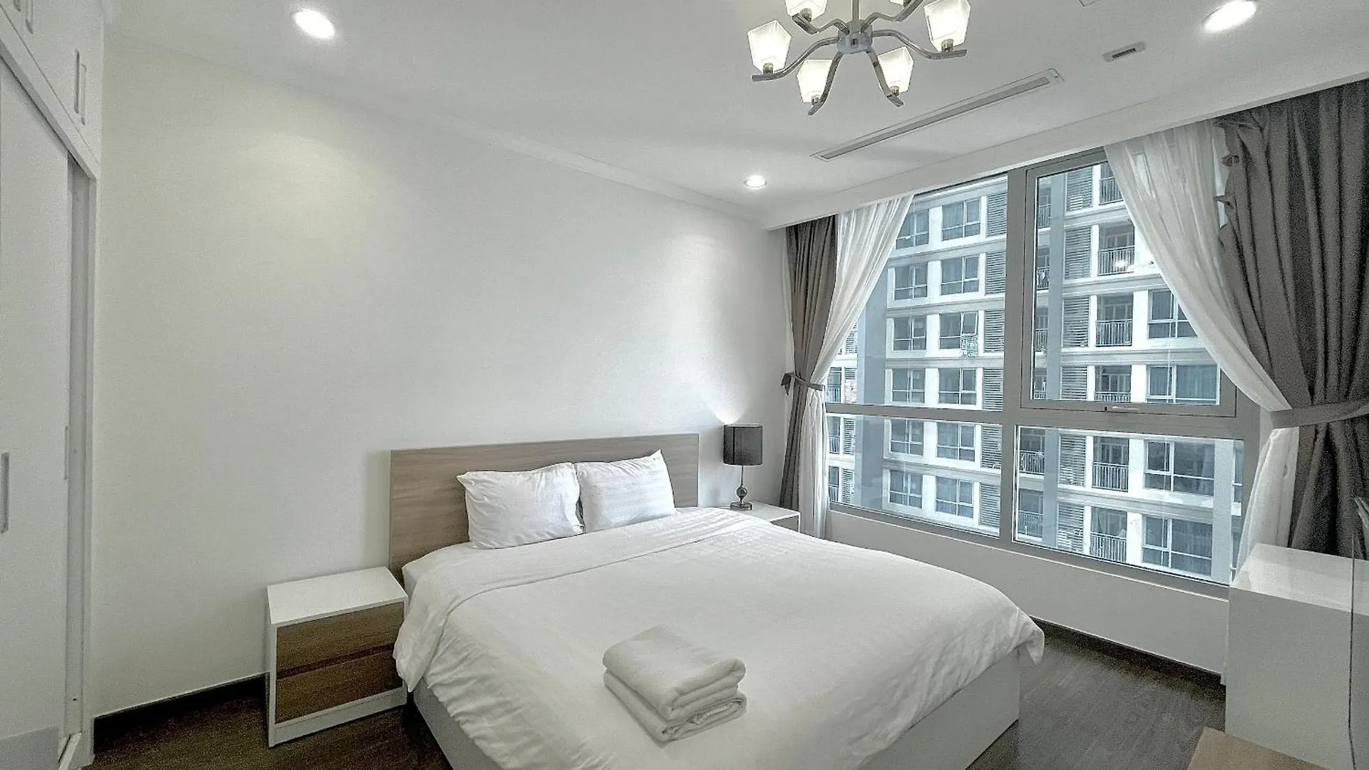 Vinhomes Luxury Residence At Binh Thanh - Luna Landmark Apartment Ho Chi Minh City Vietnam