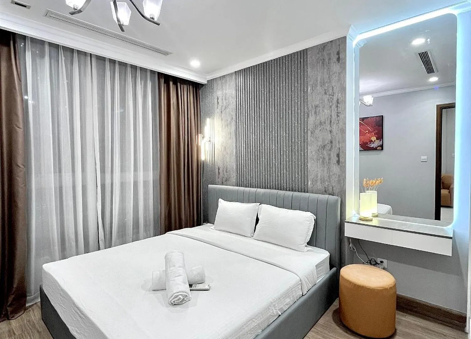 Vinhomes Luxury Residence At Binh Thanh - Luna Landmark Apartment Ho Chi Minh City 0*,  Vietnam
