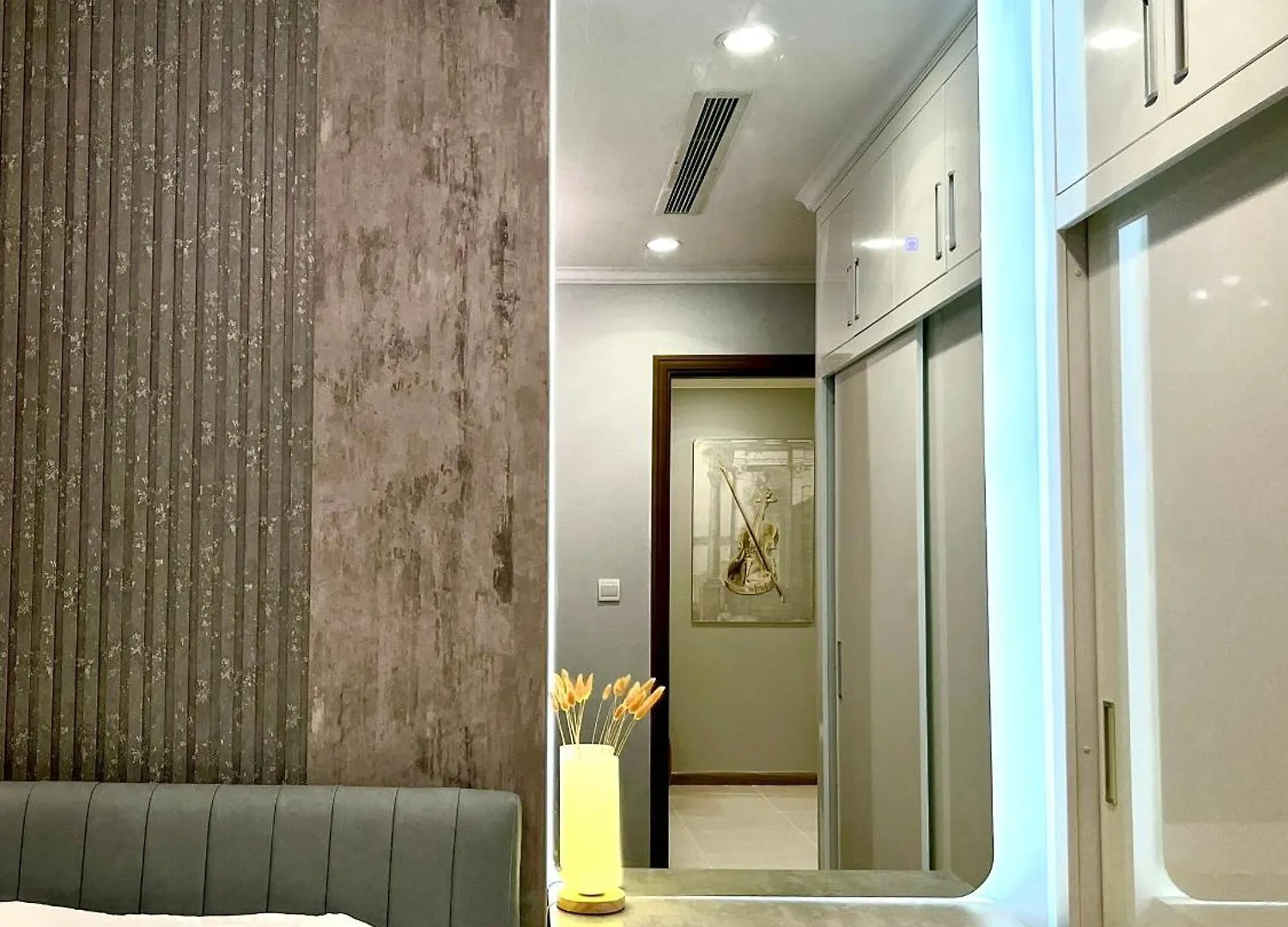 Vinhomes Luxury Residence At Binh Thanh - Luna Landmark Apartment Ho Chi Minh City 0*,  Vietnam