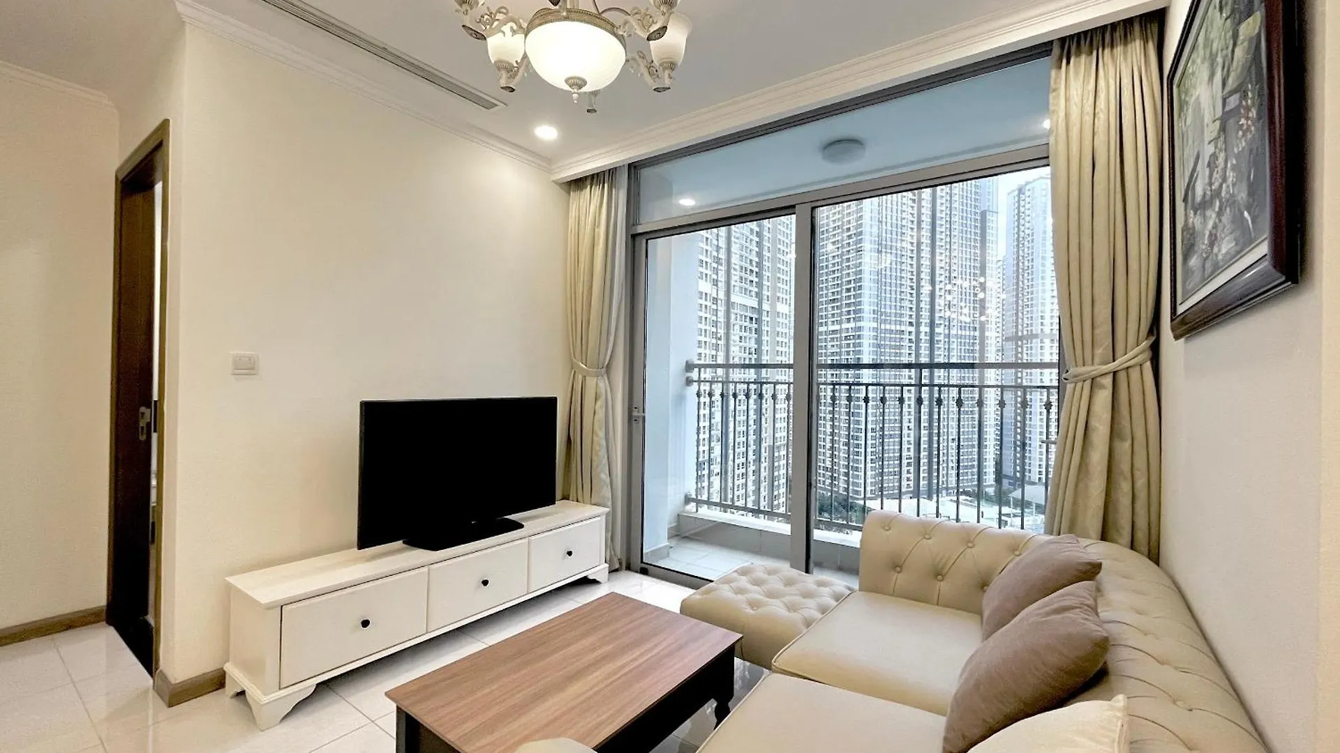 Vinhomes Luxury Residence At Binh Thanh - Luna Landmark Apartment Ho Chi Minh City